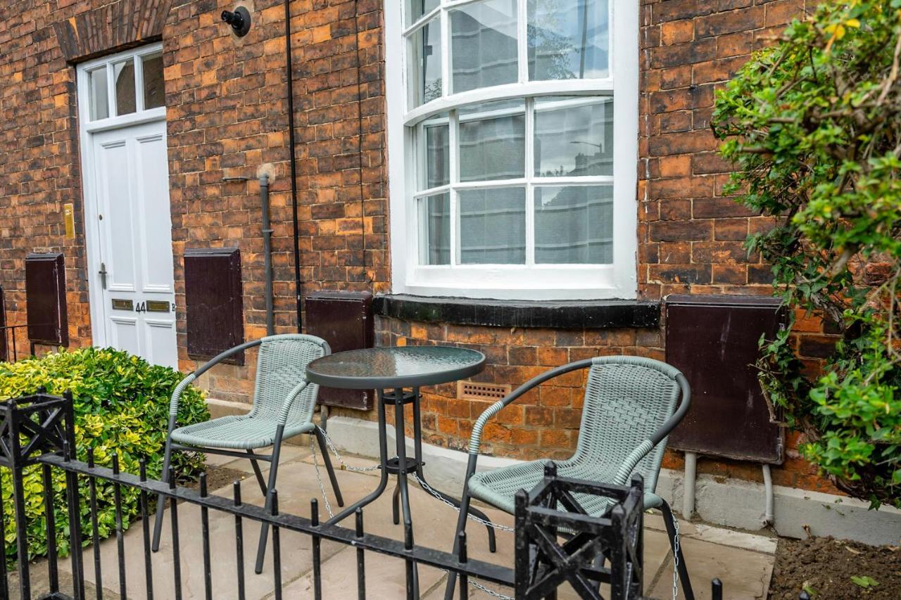 Studio 44 Apartment York Bagian luar foto